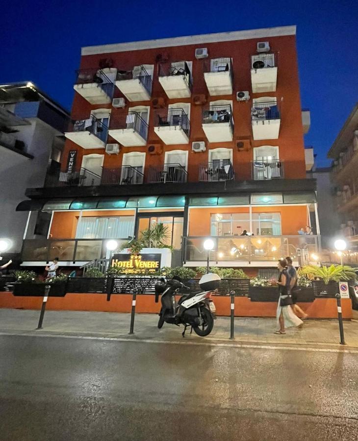 Hotel Venere Rímini Exterior foto